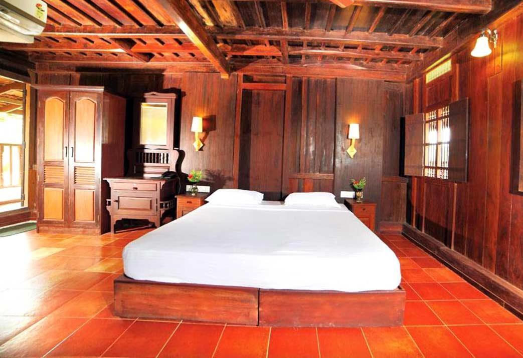 Kumarakom Heritage Resort Kottayam Buitenkant foto